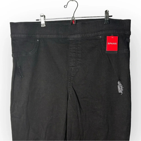 Spanx  Black Distressed Pull On Jeans 3X - Picture 5 of 6